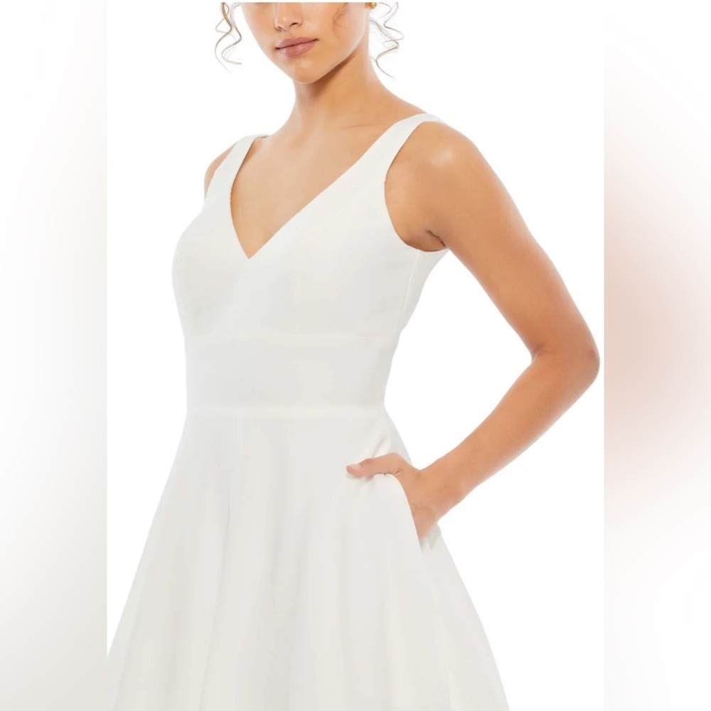 Mac Duggal Sleeveless A Line Gown V-neck and Pockets